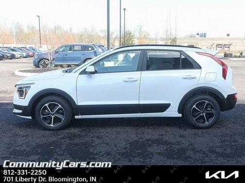 2025 Kia Niro LX
