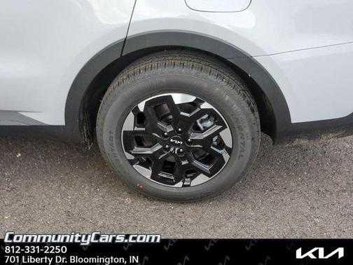 2025 Kia Sorento S