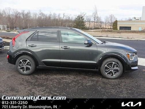 2025 Kia Niro SX
