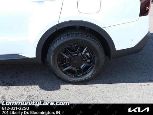 Glacial White Pearl 2026 Kia Sorento X-Pro SX Prestige