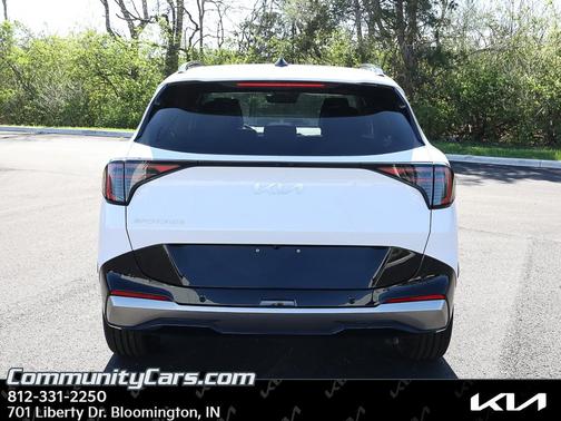 Glacial White Pearl 2026 Kia Sportage SX-Prestige