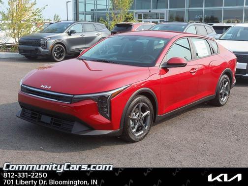 2025 Kia K4 LXS