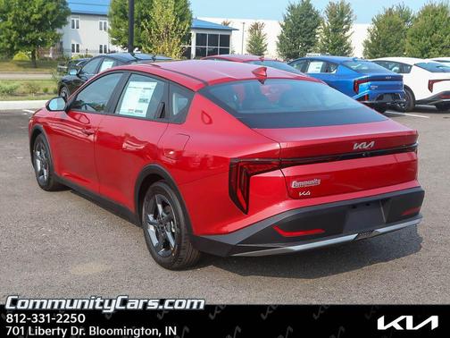 2025 Kia K4 LXS
