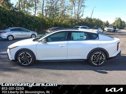 2025 Kia K4 GT-Line