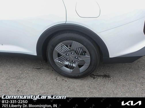 2025 Kia K4 LX