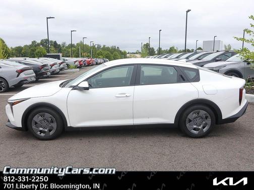 2025 Kia K4 LX