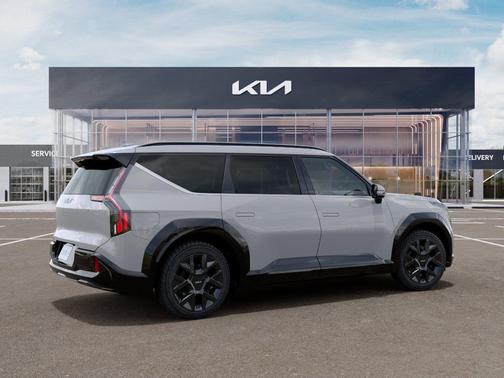Wolf Gray 2026 Kia EV9 Land