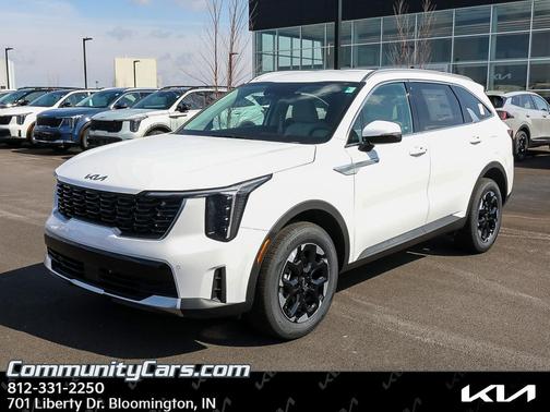 Glacial White Pearl 2026 Kia Sorento S