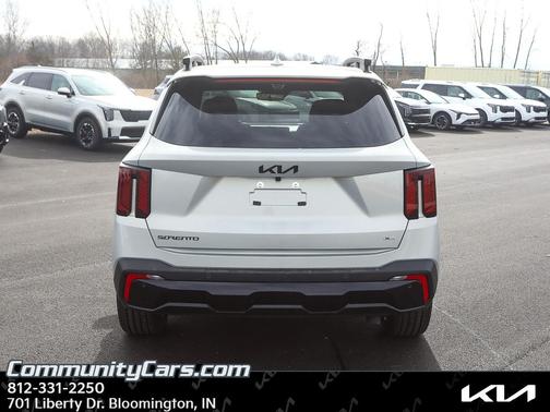 Ivory Silver 2026 Kia Sorento X-Line SX Prestige