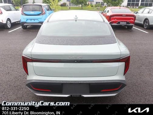 2025 Kia K4 LXS