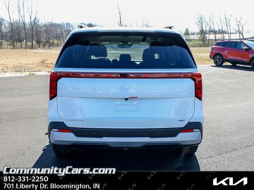 Snow White Pearl 2026 Kia Carnival Hybrid EX