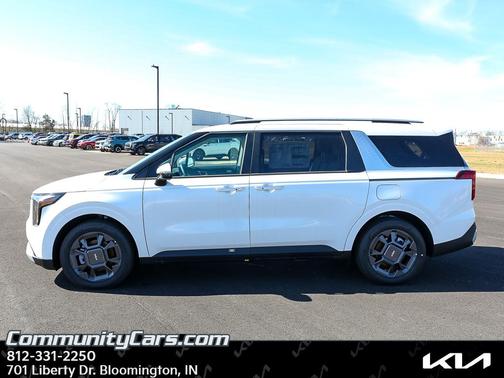 Snow White Pearl 2026 Kia Carnival Hybrid EX