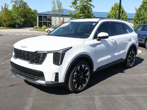 Glacial White Pearl 2026 Kia Sorento EX