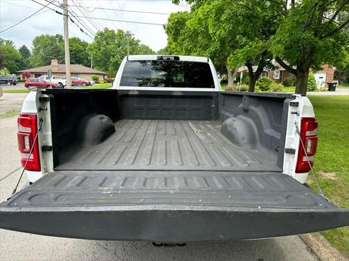 2021 RAM 2500 Tradesman Crew Cab 4x4 8' Box
