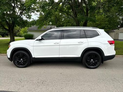 2019 Volkswagen Atlas 3.6L SEL Premium