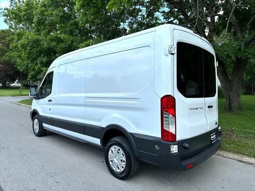 2015 Ford Transit-250 Base