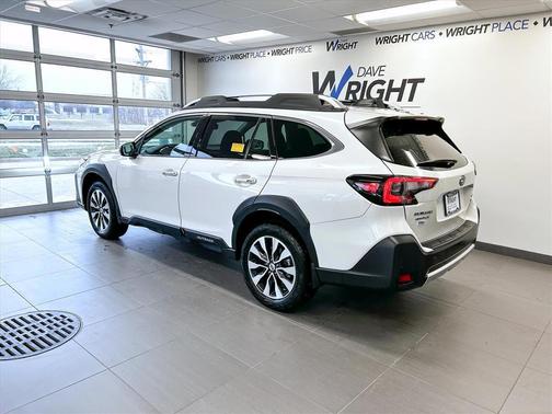 2025 Subaru Outback Touring