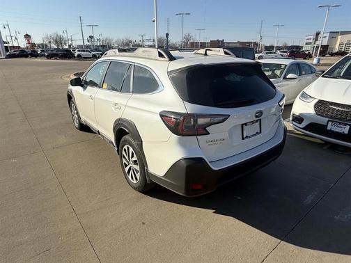 2024 Subaru Outback Premium