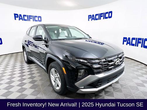 2025 Hyundai TUCSON SE