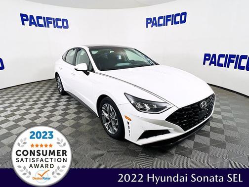 2022 Hyundai SONATA SEL