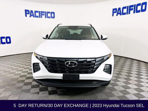 White 2023 Hyundai TUCSON SEL
