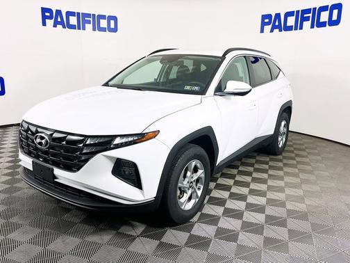 White 2023 Hyundai TUCSON SEL