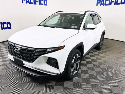 White 2023 Hyundai TUCSON SEL