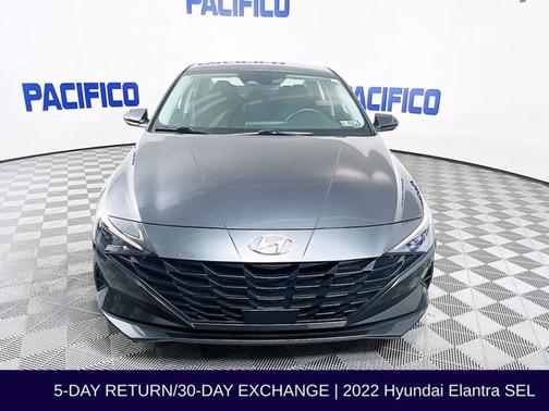 2022 Hyundai ELANTRA SEL