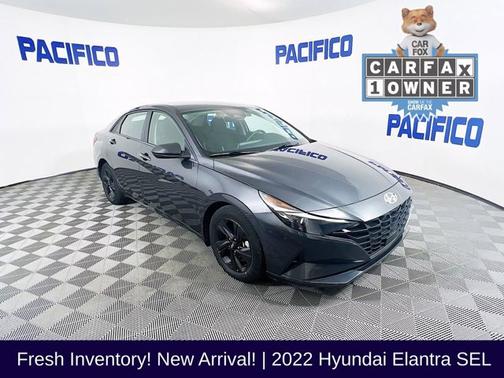 2022 Hyundai ELANTRA SEL