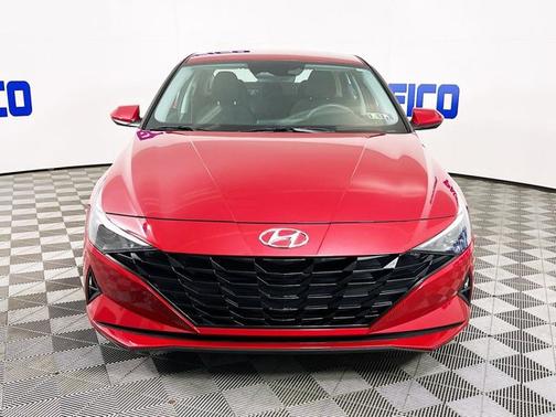 Red 2023 Hyundai ELANTRA SEL