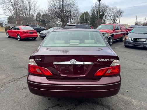 2004 Toyota Avalon XLS