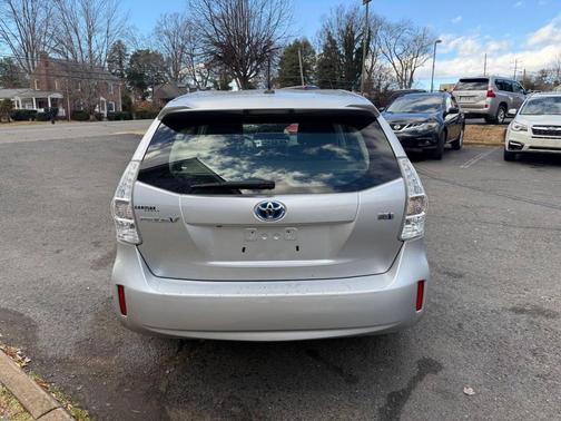 2012 Toyota Prius v Five
