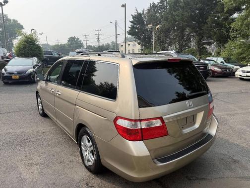 Desert Rock Metallic 2005 Honda Odyssey EX