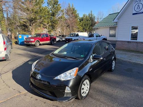 2012 Toyota Prius c Two