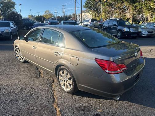 2007 Toyota Avalon XLS