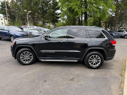 Black Forest Green Pearlcoat 2014 Jeep Grand Cherokee Limited
