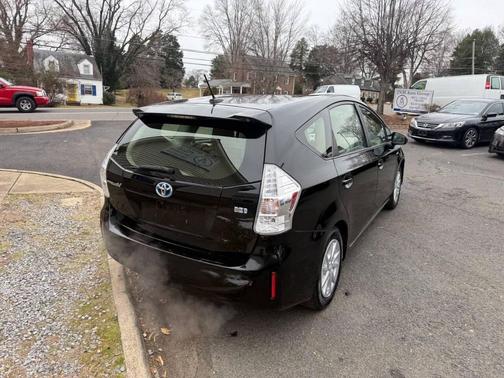 2012 Toyota Prius v Five
