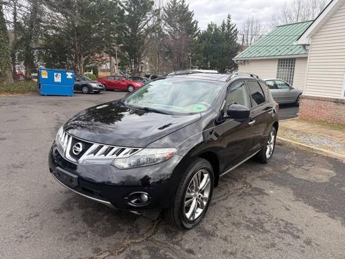 2010 Nissan Murano LE
