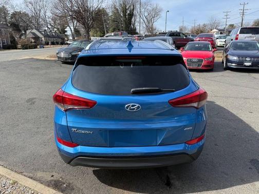 2018 Hyundai TUCSON SEL