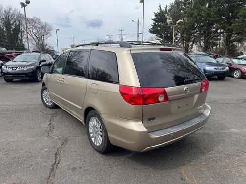 2008 Toyota Sienna XLE