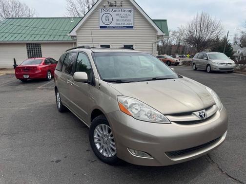 2008 Toyota Sienna XLE