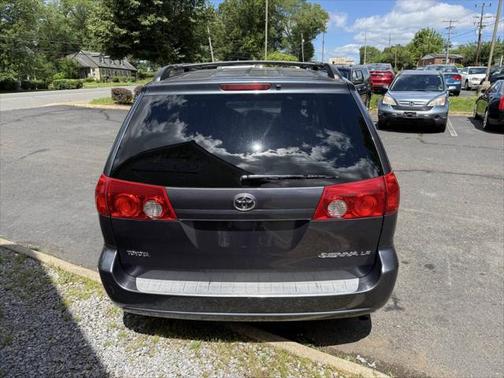 2006 Toyota Sienna LE