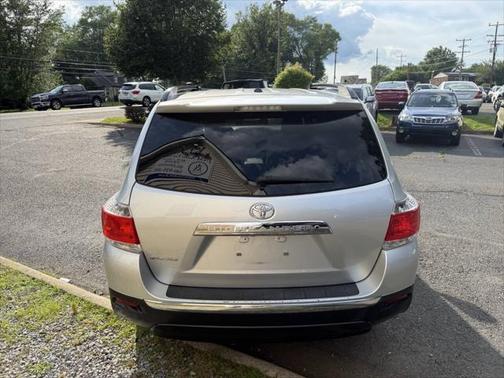 2012 Toyota Highlander SE