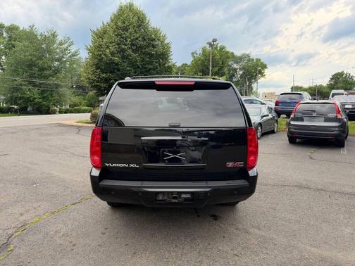 Onyx Black 2014 GMC Yukon SLT