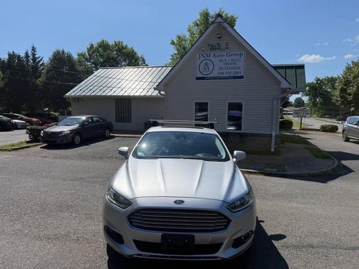 Ingot Silver Metallic 2013 Ford Fusion Hybrid SE Hybrid