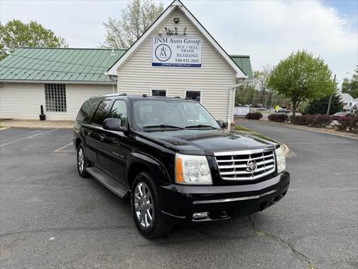 2005 Cadillac Escalade ESV Base