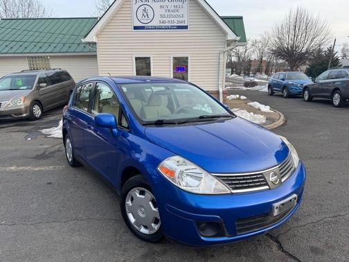 2009 Nissan Versa 1.8 S