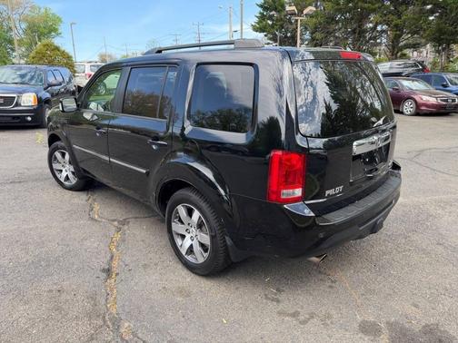 Crystal Black Pearl 2013 Honda Pilot Touring