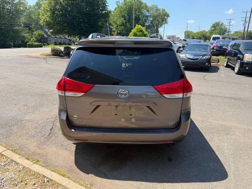 Predawn Gray Mica 2011 Toyota Sienna LE