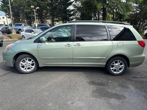 2006 Toyota Sienna XLE Limited